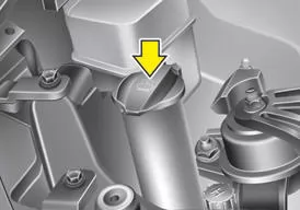 Füllstand des Waschwasserbehälters prüfen