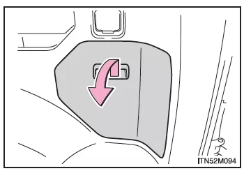 Wenn Sie eine Reifenpanne haben (Fahrzeuge mit Reserverad)